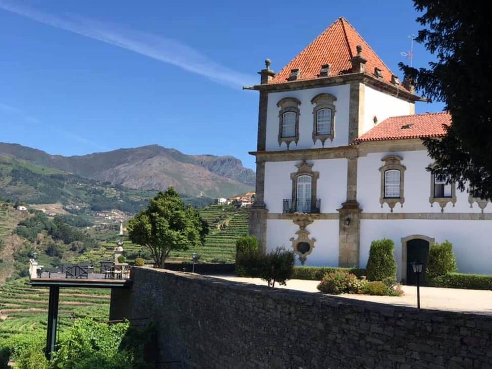 Casa Das Torres De Oliveira Mesao Frio Luaran gambar