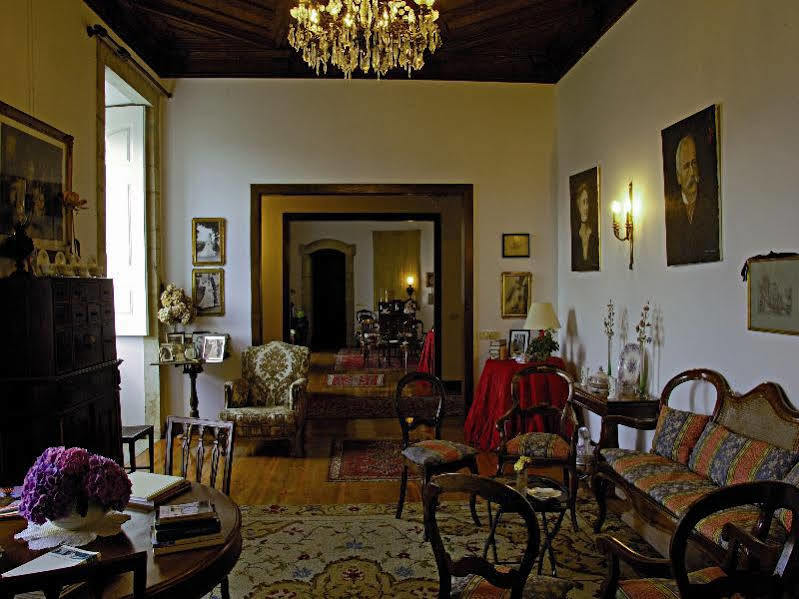 Casa Das Torres De Oliveira Mesao Frio Luaran gambar